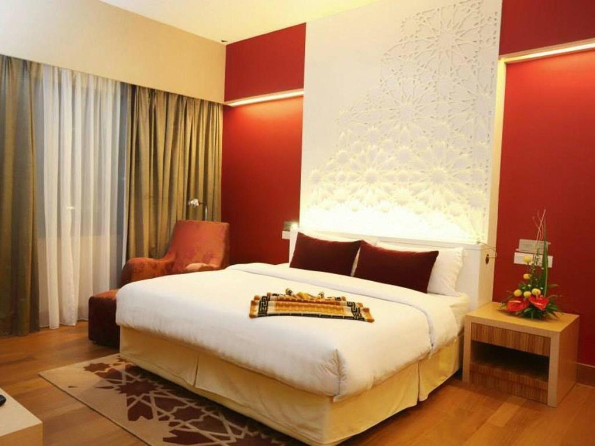 Raia Hotel Kota Kinabalu Hotel