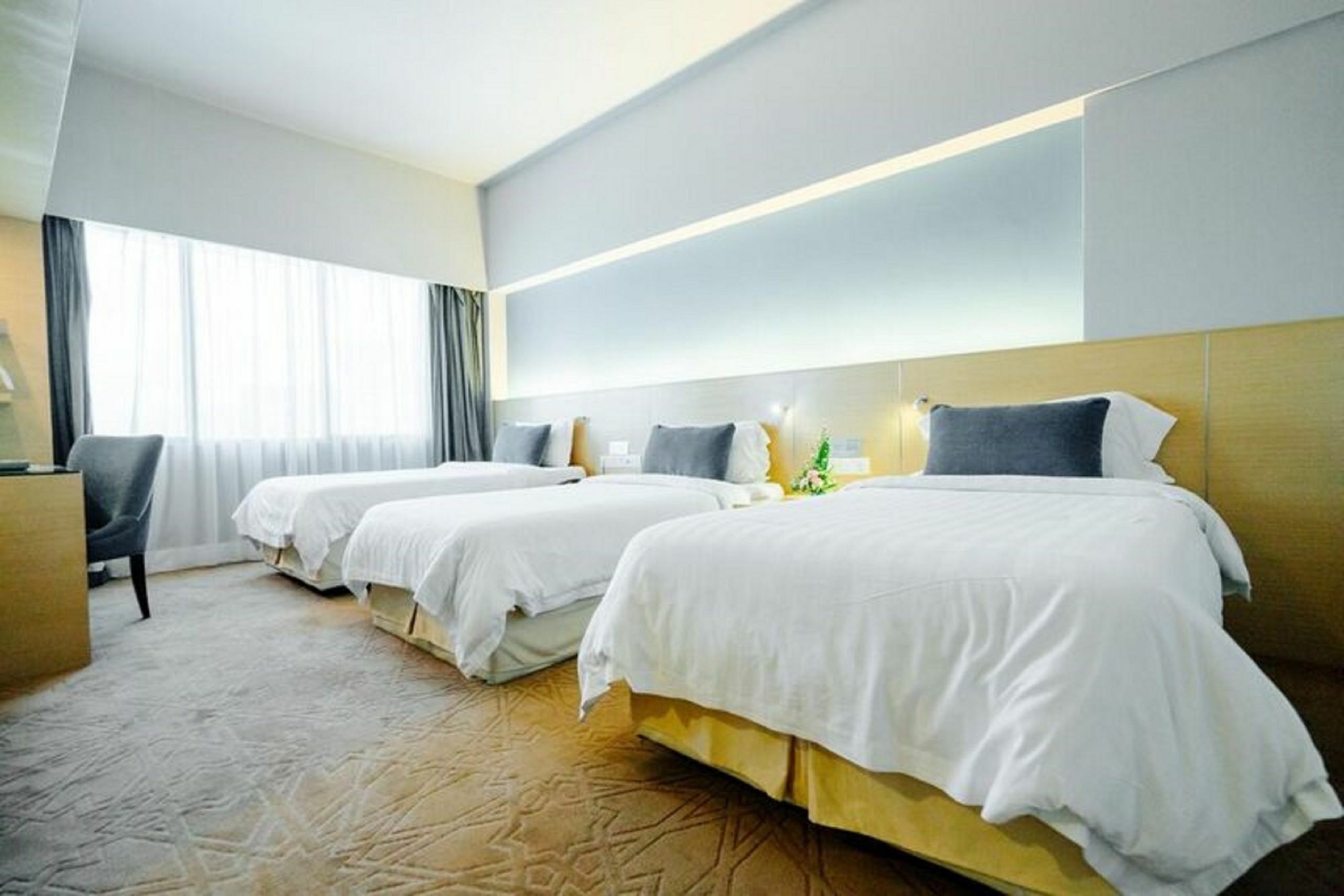 Raia Hotel Kota Kinabalu Hotel 3*