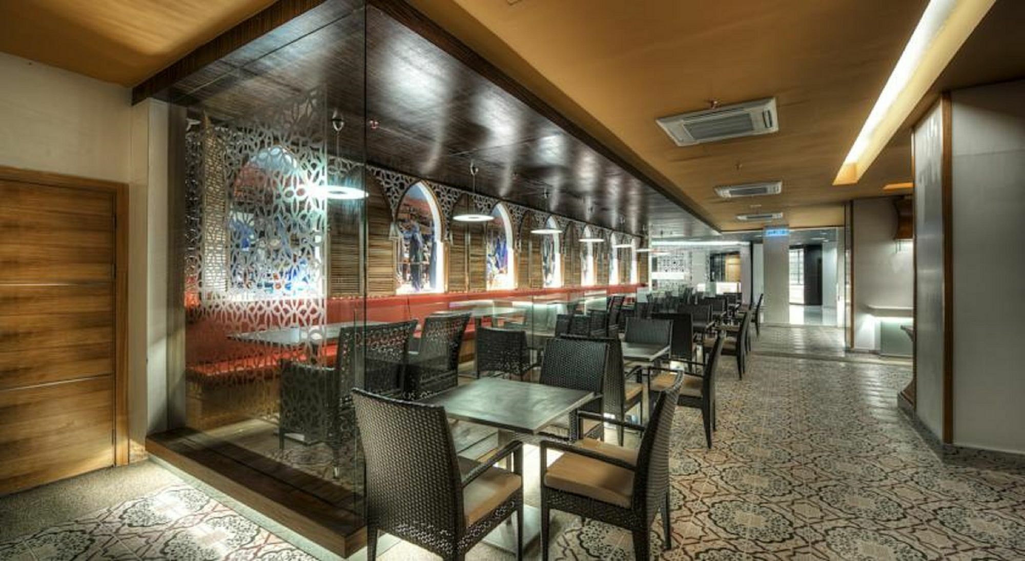 Raia Hotel